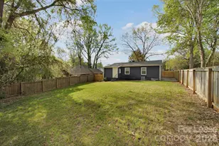 1900 Grier Ave, Charlotte, NC 28216 - Photo 18