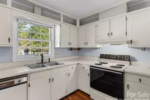 87 Underhill Rd, Hendersonville, NC 28792 - Photo 18