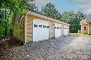 3340 Clinzo Feemster Rd, Hickory Grove, SC 29717 - Photo 4