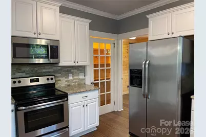 216 E Catawba Avenue, Mount Holly, NC 28120 - Photo 10