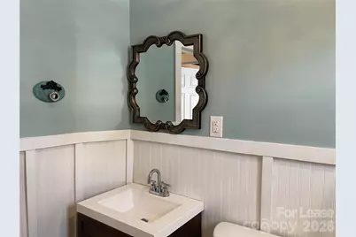 216 E Catawba Avenue, Mount Holly, NC 28120 - Photo 12