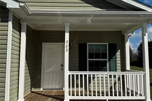 323 Martin St, Shelby, NC 28150 - Photo 2