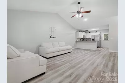 545 Weavers Crossing, Fort Mill, SC 29715 - Photo 4