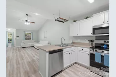 545 Weavers Crossing, Fort Mill, SC 29715 - Photo 6