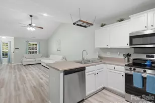 545 Weavers Crossing, Fort Mill, SC 29715 - Photo 6