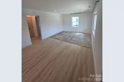 108 Maplewood Knoll Drive, East Flat Rock, NC 28726 - Photo 6