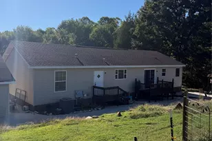 1352 Williamson Rd, Shelby, NC 28150 - Photo 8