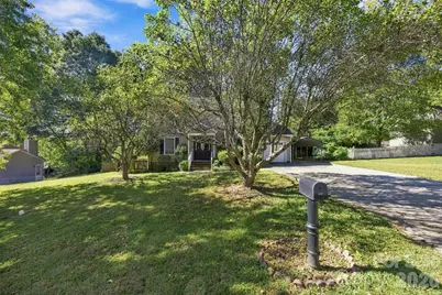 116 Beacon Hills Drive, Gastonia, NC 28056 - Photo 2