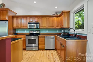 179 Woodlyn Etch Dr, Hendersonville, NC 28792 - Photo 10