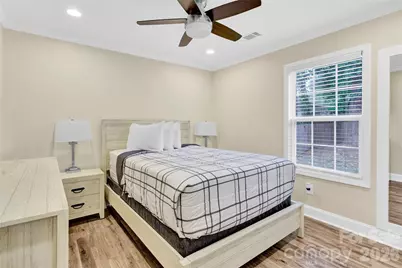 919 Edgemont Avenue, Belmont, NC 28012 - Photo 8
