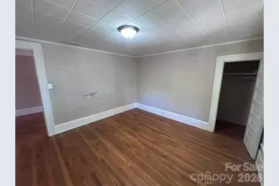 439 2nd Avenue SE, Hickory, NC 28602 - Photo 18