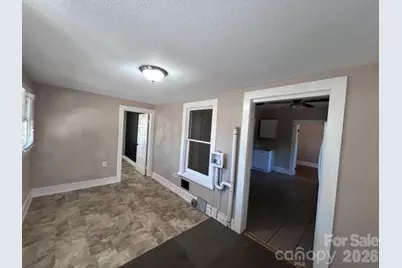 439 2nd Avenue SE, Hickory, NC 28602 - Photo 16
