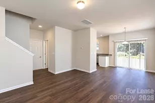 1010 Moorebrook Dr, Charlotte, NC 28214 - Photo 10