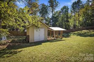 2759 Country Meadows Ln, Valdese, NC 28690 - Photo 36