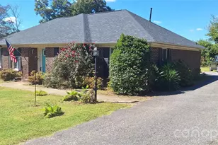 1533 Shannon Bradley Rd, Gastonia, NC 28052 - Photo 2