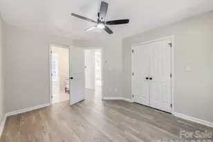 810 Greenhill Dr, Charlotte, NC 28217 - Photo 12