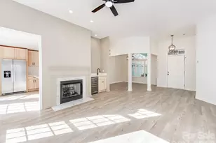 810 Greenhill Dr, Charlotte, NC 28217 - Photo 4