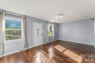 2480 Raintree St, Connelly Springs, NC 28612 - Photo 6