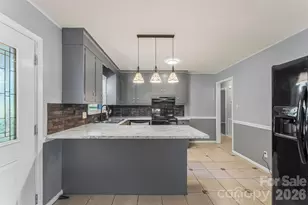 2480 Raintree St, Connelly Springs, NC 28612 - Photo 8