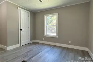 116 Washington St, York, SC 29745 - Photo 6
