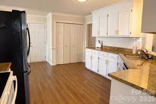101 Antelope Dr, Mount Holly, NC 28120 - Photo 14