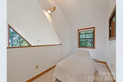 10435 White Oak Road, Waynesville, NC 28785 - Photo 24
