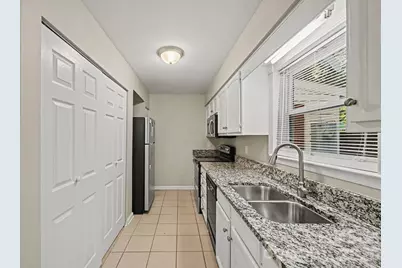 11059 Hunter Trail Lane, Charlotte, NC 28226 - Photo 6