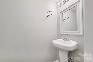 11059 Hunter Trail Ln, Charlotte, NC 28226 - Photo 14