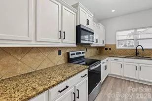 12881 Clydesdale Dr, Midland, NC 28107 - Photo 6