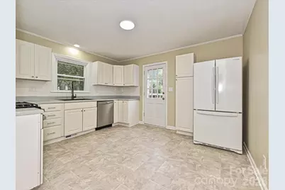 655 Greenbriar Avenue, Rock Hill, SC 29730 - Photo 8