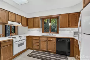 64 Surrey Ln, Brevard, NC 28712 - Photo 14