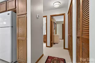 64 Surrey Ln, Brevard, NC 28712 - Photo 18