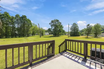 305 W Timberland Drive, Grover, NC 28073 - Photo 16