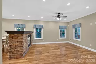 5596 Bridgewater Dr, Granite Falls, NC 28630 - Photo 6