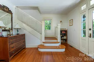 710 Merrimon Ave, Asheville, NC 28804 - Photo 16