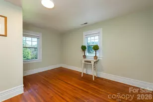 710 Merrimon Ave, Asheville, NC 28804 - Photo 24