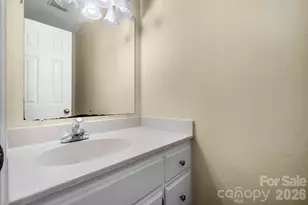2433 1st St NW, Hickory, NC 28601 - Photo 10