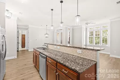 2810 Selwyn Avenue #209, Charlotte, NC 28209 - Photo 10