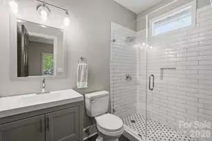2432 Selwyn Ave, Charlotte, NC 28209 - Photo 18