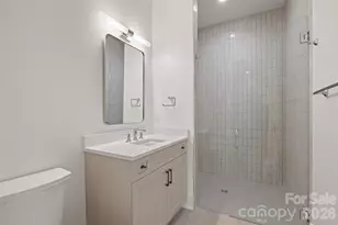 505 Barrington Dr, Asheville, NC 28803 - Photo 16