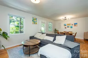 17 Castle St, Asheville, NC 28803 - Photo 4