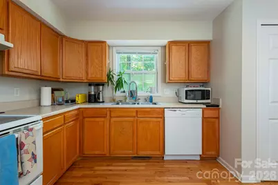 17 Castle Street, Asheville, NC 28803 - Photo 6
