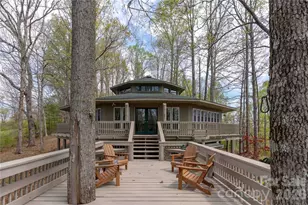 39 Tatham Rd, Hendersonville, NC 28792 - Photo 2