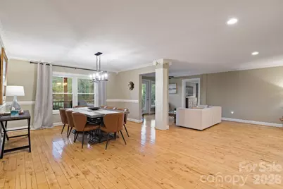 422 Crooked Creek Road, Hendersonville, NC 28739 - Photo 8