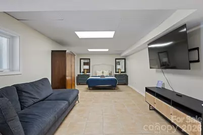 422 Crooked Creek Road, Hendersonville, NC 28739 - Photo 28