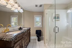 422 Crooked Creek Rd, Hendersonville, NC 28739 - Photo 26