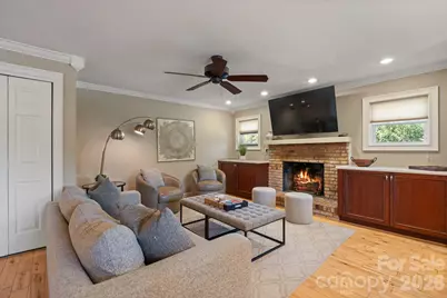 422 Crooked Creek Road, Hendersonville, NC 28739 - Photo 10
