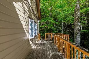 2554 Winter Star Rd, Burnsville, NC 28714 - Photo 6