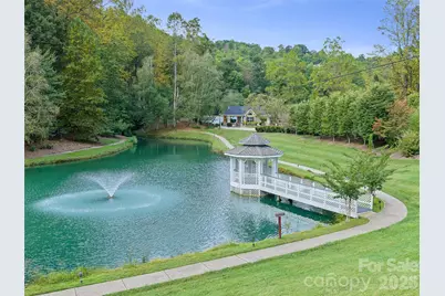 18 Carriage Park Way, Hendersonville, NC 28791 - Photo 42