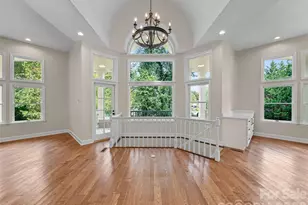 18 Carriage Park Way, Hendersonville, NC 28791 - Photo 6